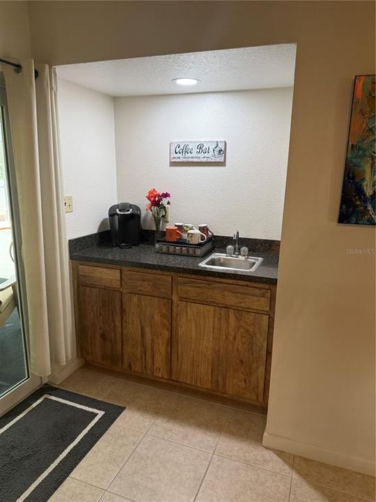 En Venta: $409,900 (3 camas, 2 baños, 1788 Pies cuadrados)