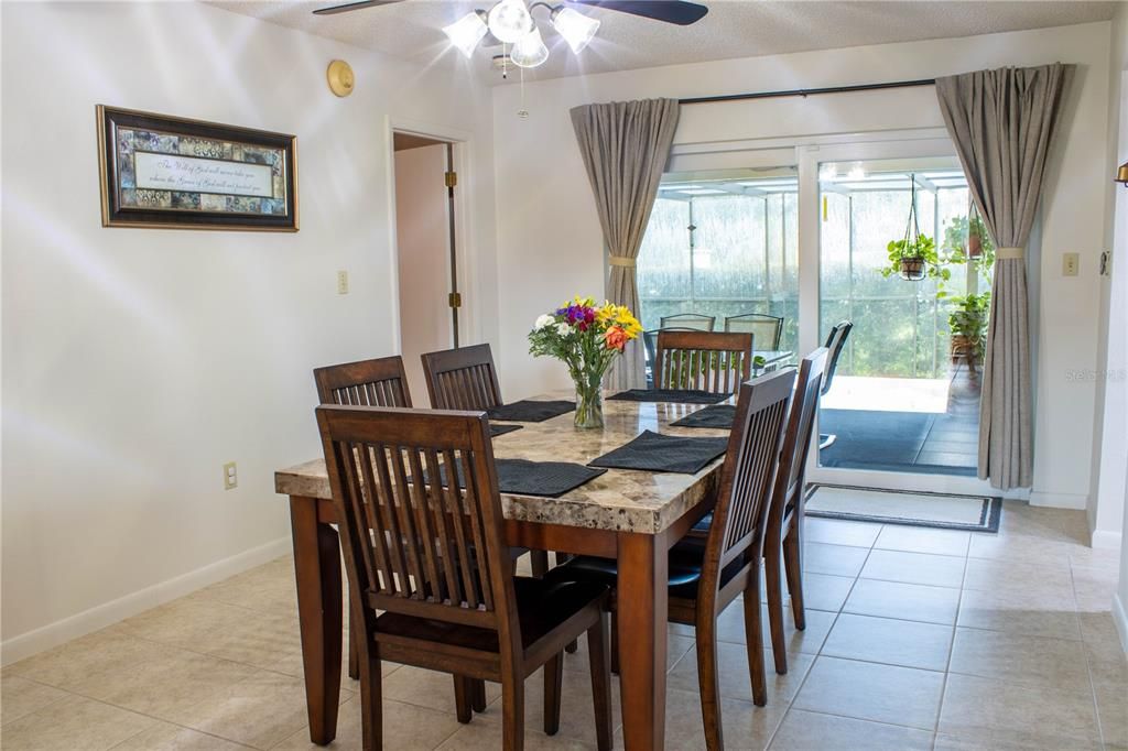 En Venta: $409,900 (3 camas, 2 baños, 1788 Pies cuadrados)