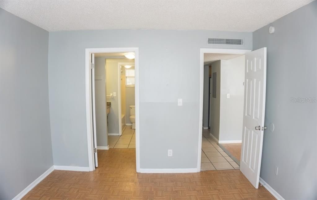 For Rent: $1,349 (2 beds, 1 baths, 1000 Square Feet)