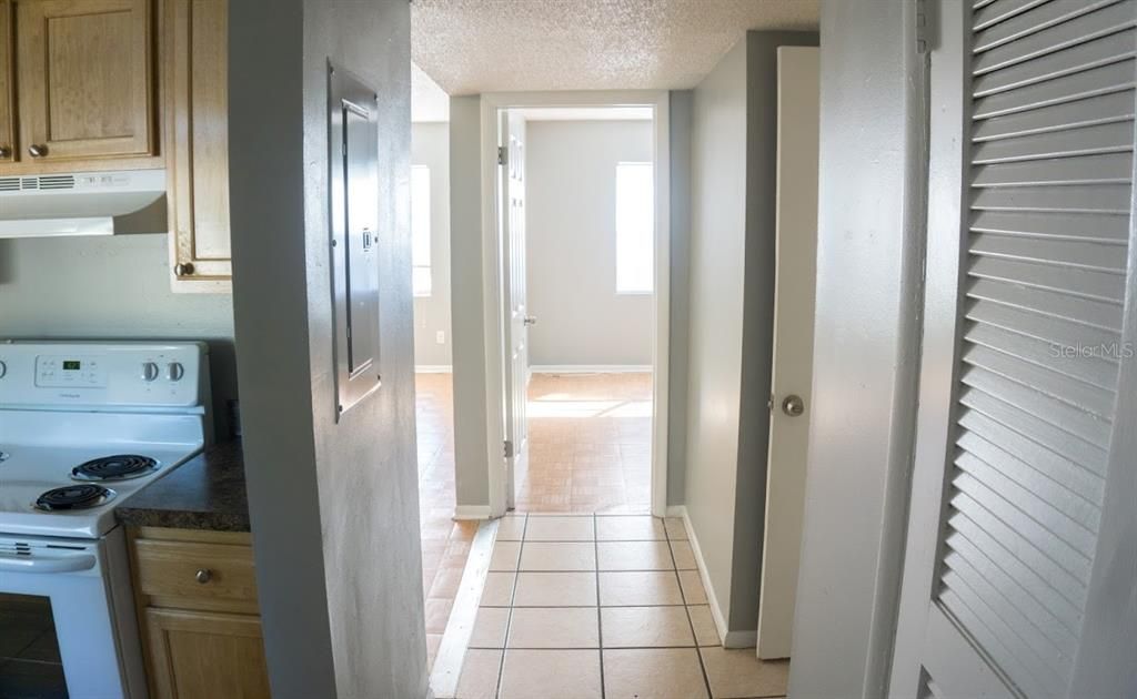 For Rent: $1,349 (2 beds, 1 baths, 1000 Square Feet)