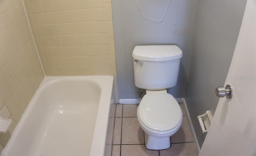 For Rent: $1,349 (2 beds, 1 baths, 1000 Square Feet)