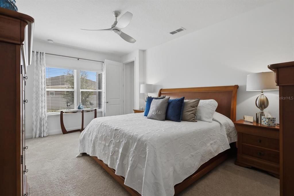 For Sale: $404,990 (3 beds, 2 baths, 2139 Square Feet)