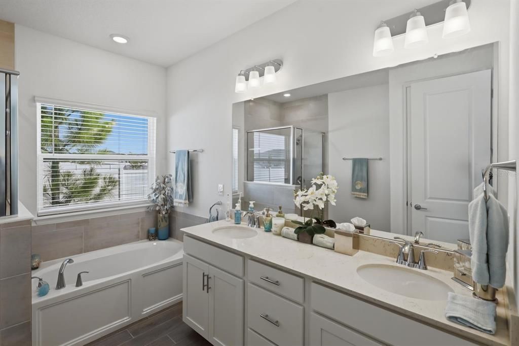 For Sale: $404,990 (3 beds, 2 baths, 2139 Square Feet)