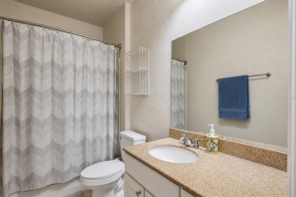 For Sale: $295,000 (3 beds, 2 baths, 1340 Square Feet)