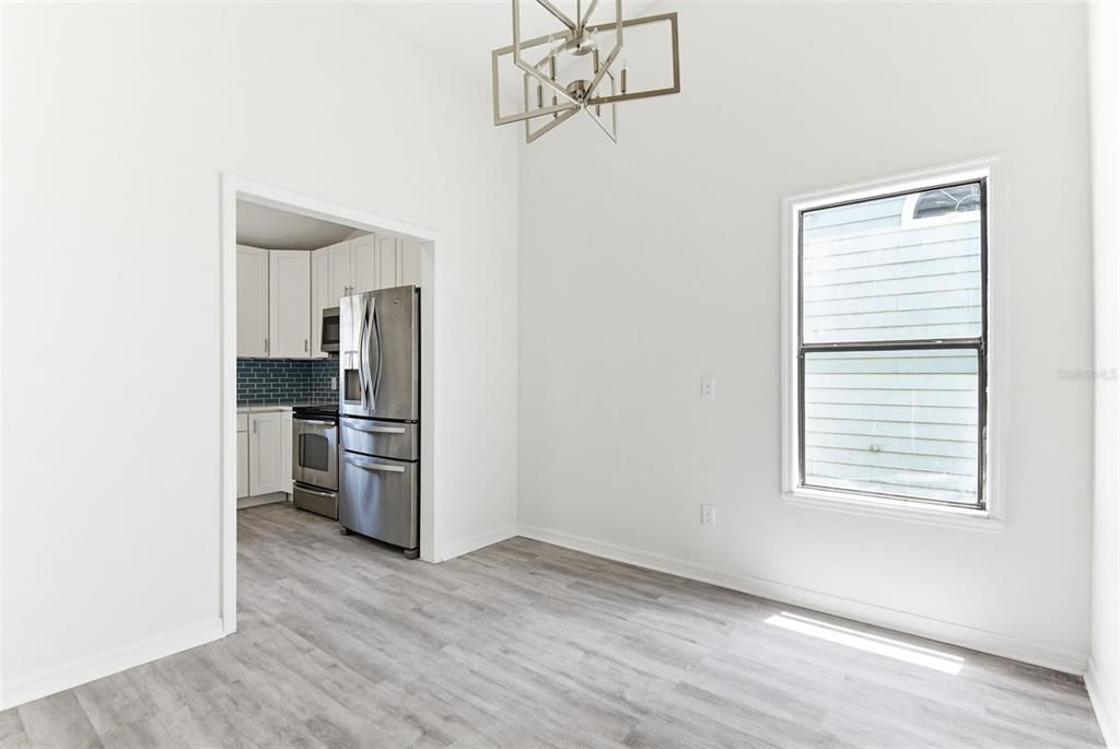 En Venta: $375,000 (3 camas, 2 baños, 1344 Pies cuadrados)