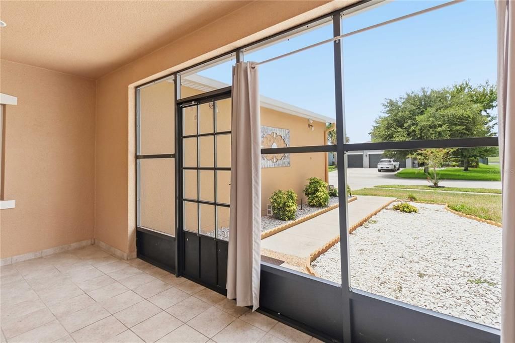 For Sale: $373,000 (4 beds, 2 baths, 2184 Square Feet)