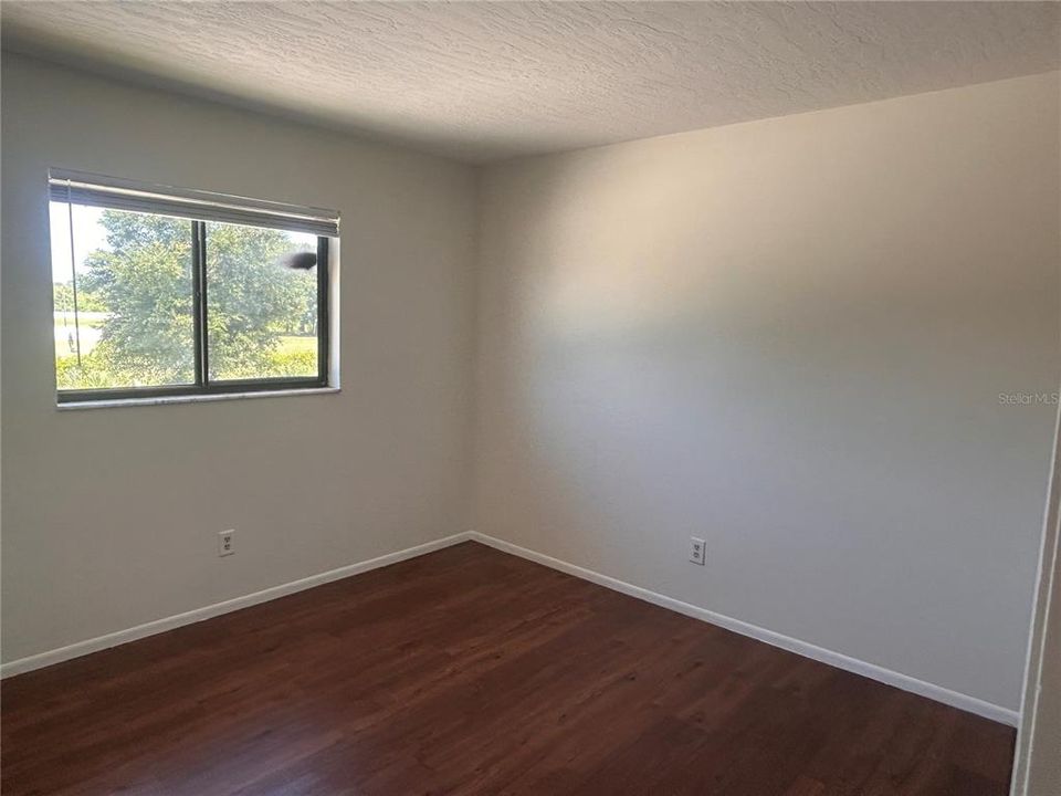 For Sale: $118,000 (2 beds, 2 baths, 864 Square Feet)