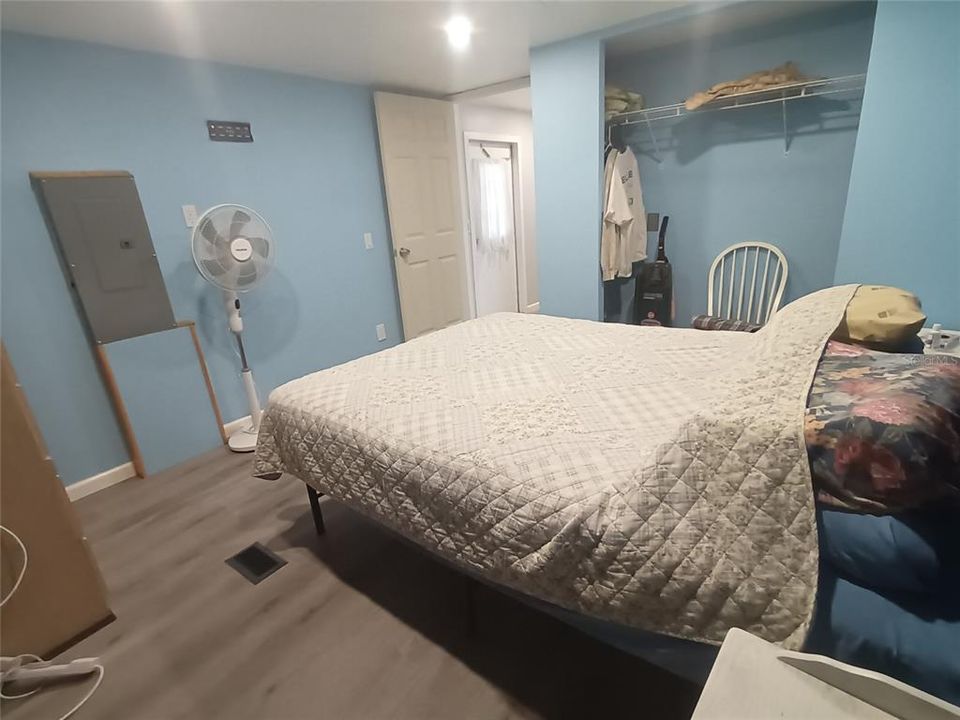 For Sale: $129,000 (2 beds, 2 baths, 720 Square Feet)
