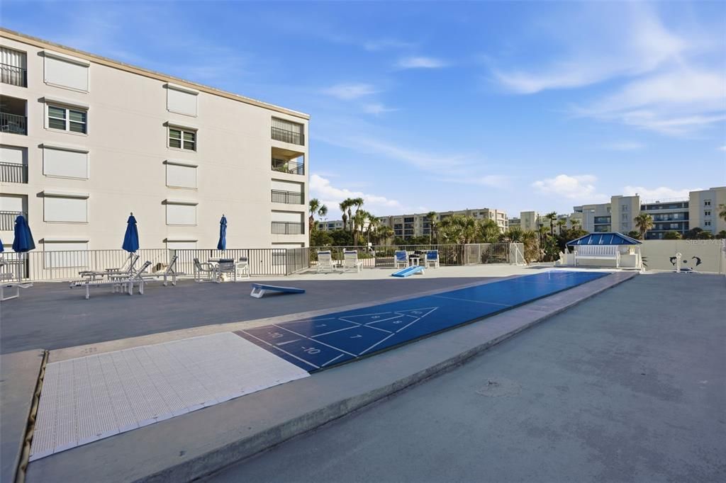 For Sale: $645,000 (2 beds, 2 baths, 1213 Square Feet)