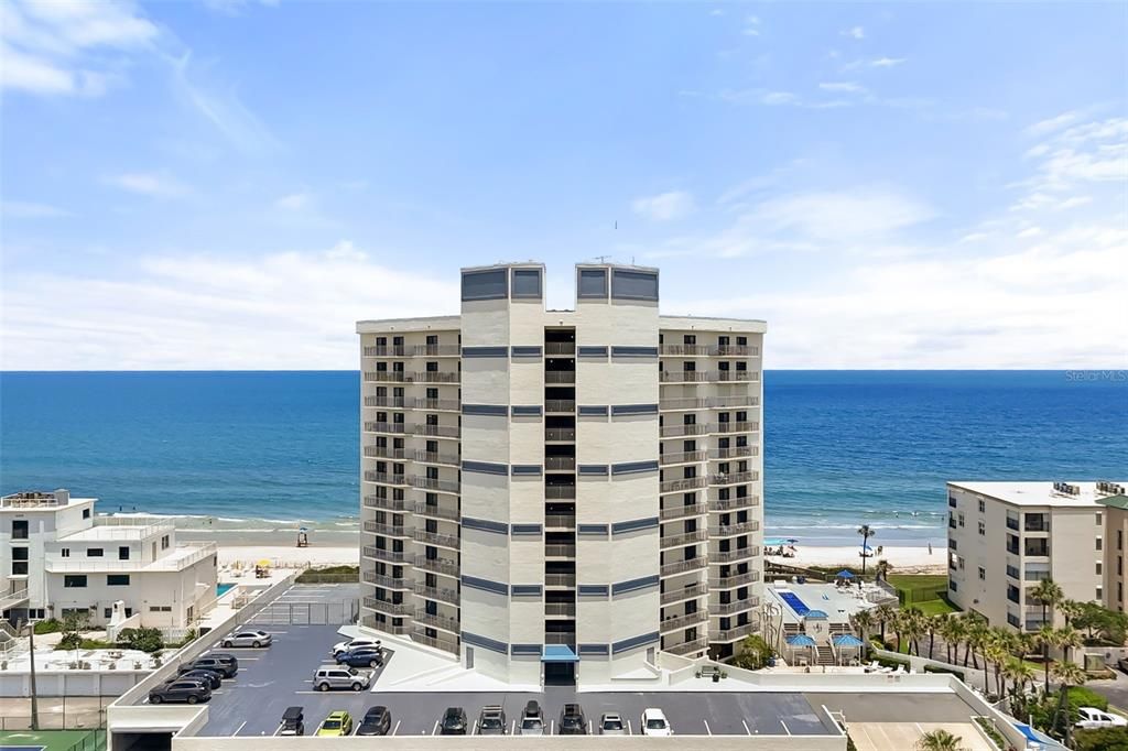 For Sale: $645,000 (2 beds, 2 baths, 1213 Square Feet)