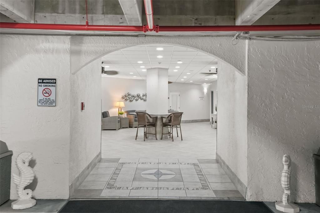 For Sale: $645,000 (2 beds, 2 baths, 1213 Square Feet)