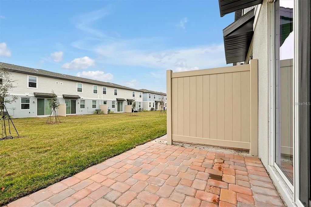 В аренду: $2,475 (3 спален, 2 ванн, 1798 Квадратных фут)