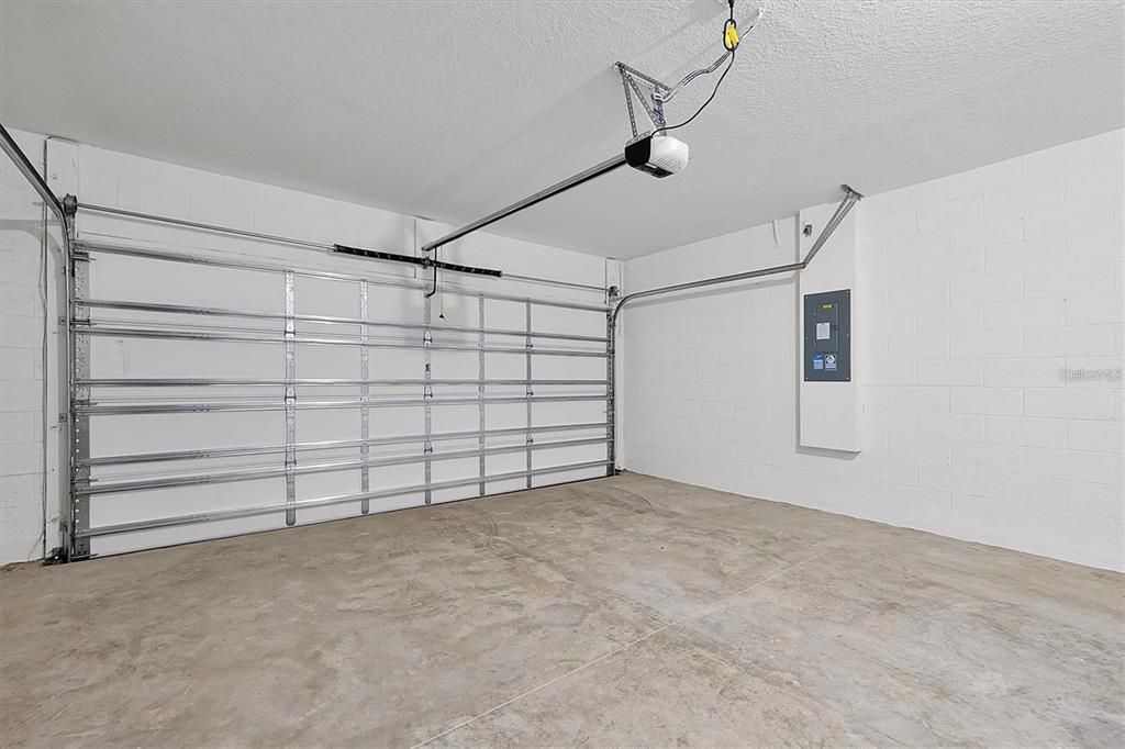 В аренду: $2,475 (3 спален, 2 ванн, 1798 Квадратных фут)