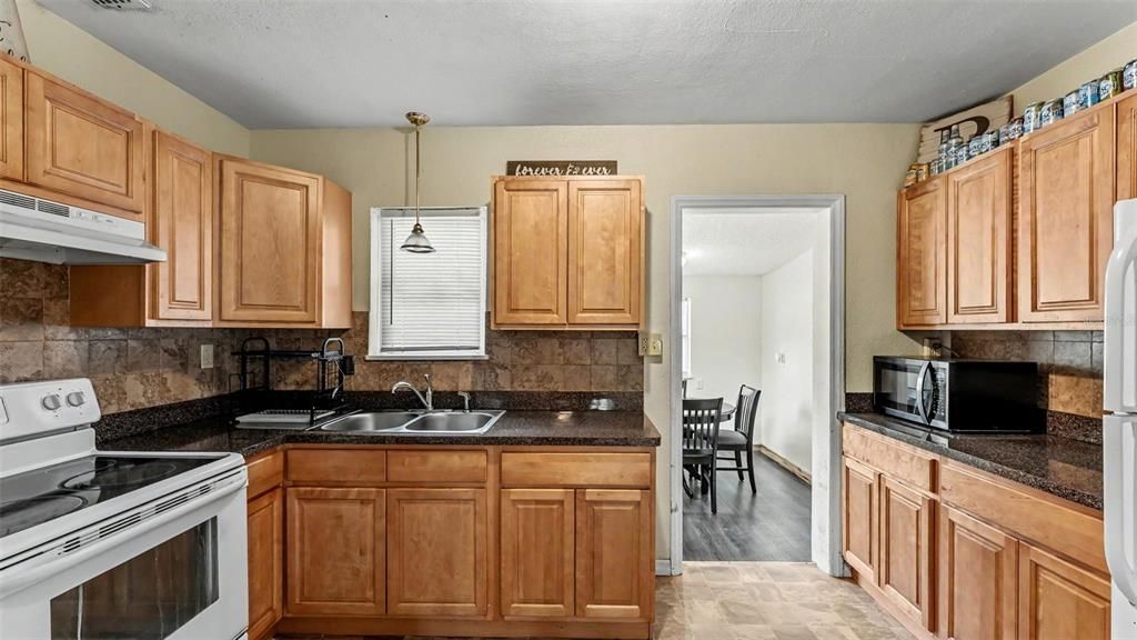 En Venta: $189,900 (2 camas, 1 baños, 720 Pies cuadrados)