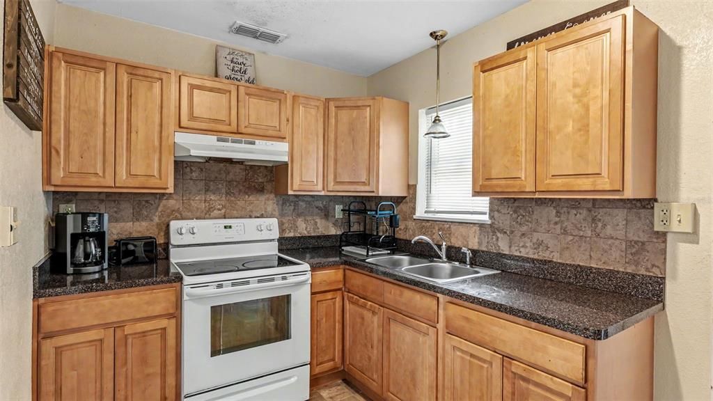 En Venta: $189,900 (2 camas, 1 baños, 720 Pies cuadrados)