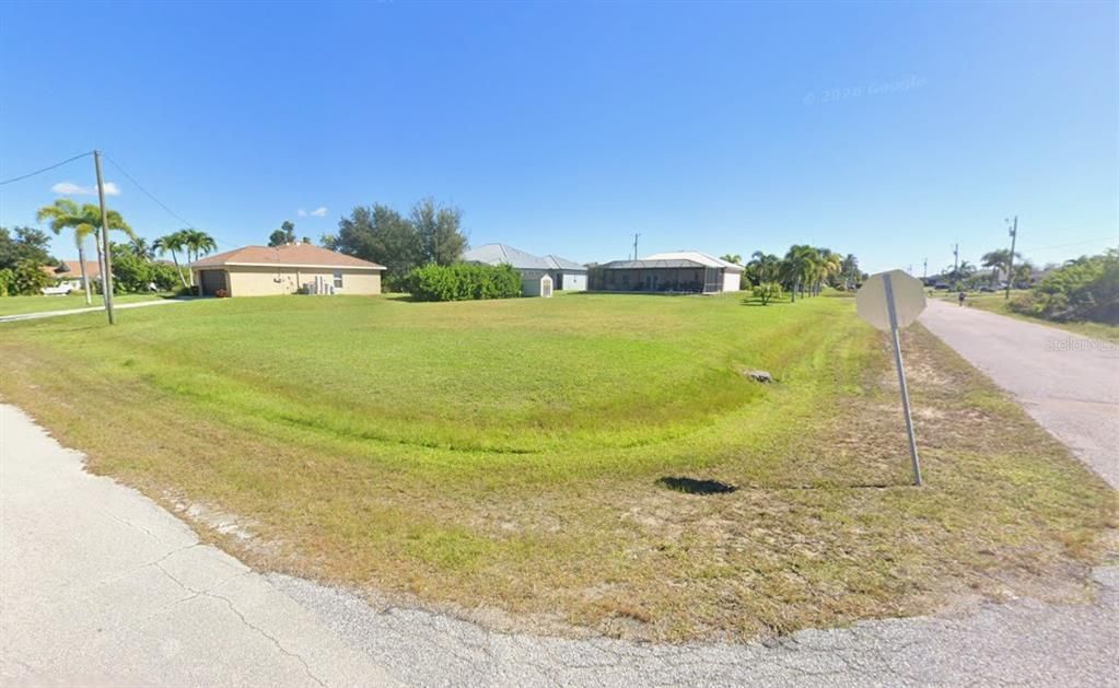 待售: $39,000 (0.27 acres)