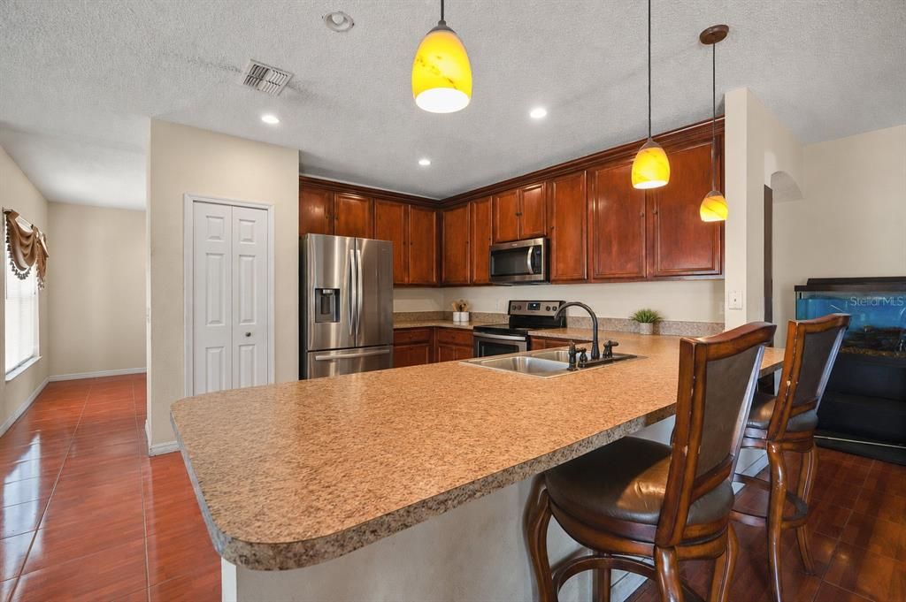 For Sale: $329,990 (4 beds, 3 baths, 2806 Square Feet)