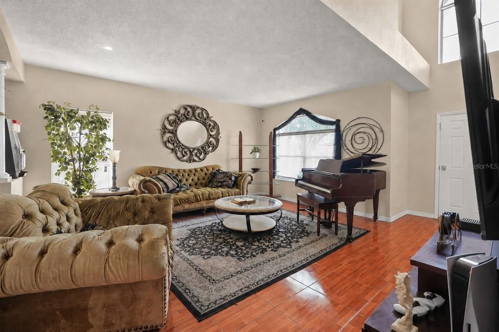 For Sale: $329,990 (4 beds, 3 baths, 2806 Square Feet)