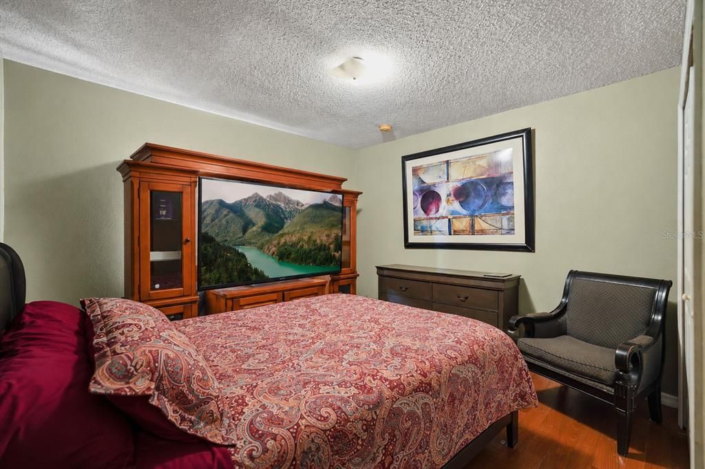 For Sale: $329,990 (4 beds, 3 baths, 2806 Square Feet)