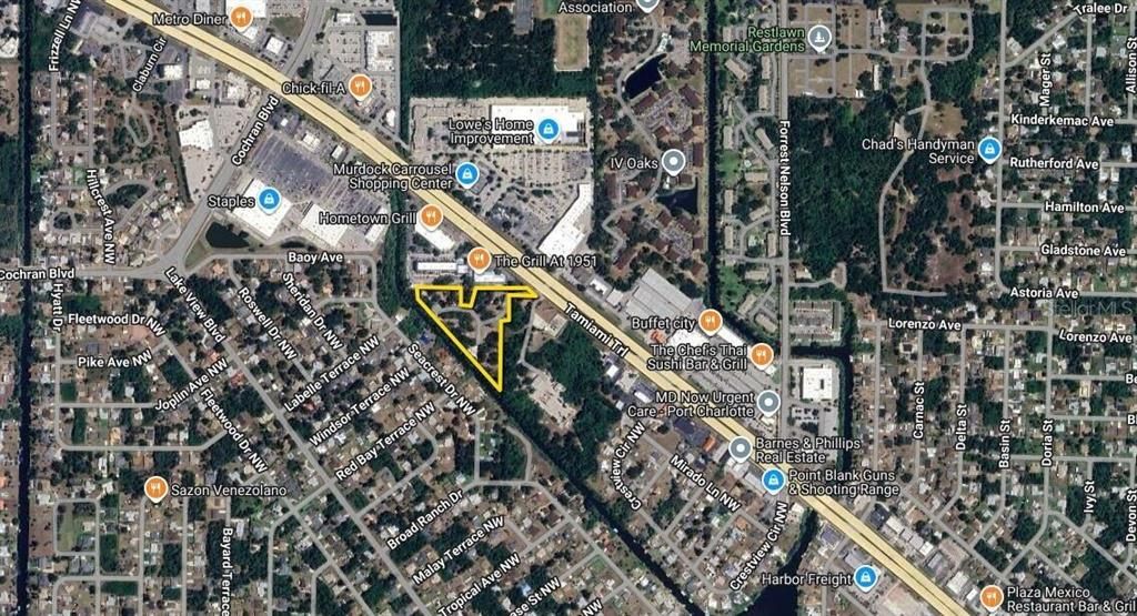 На продажу: $3,850,000 (5.46 acres)
