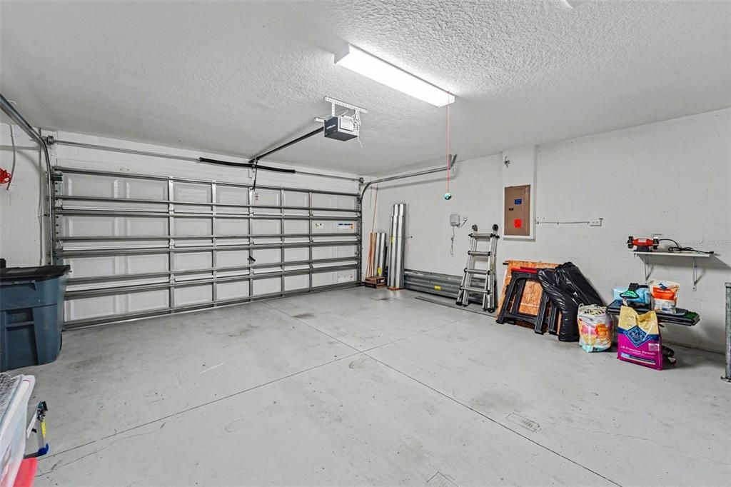 На продажу: $334,900 (3 спален, 2 ванн, 1720 Квадратных фут)