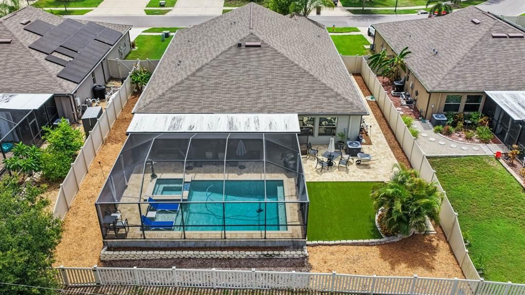 En Venta: $550,000 (4 camas, 3 baños, 2557 Pies cuadrados)