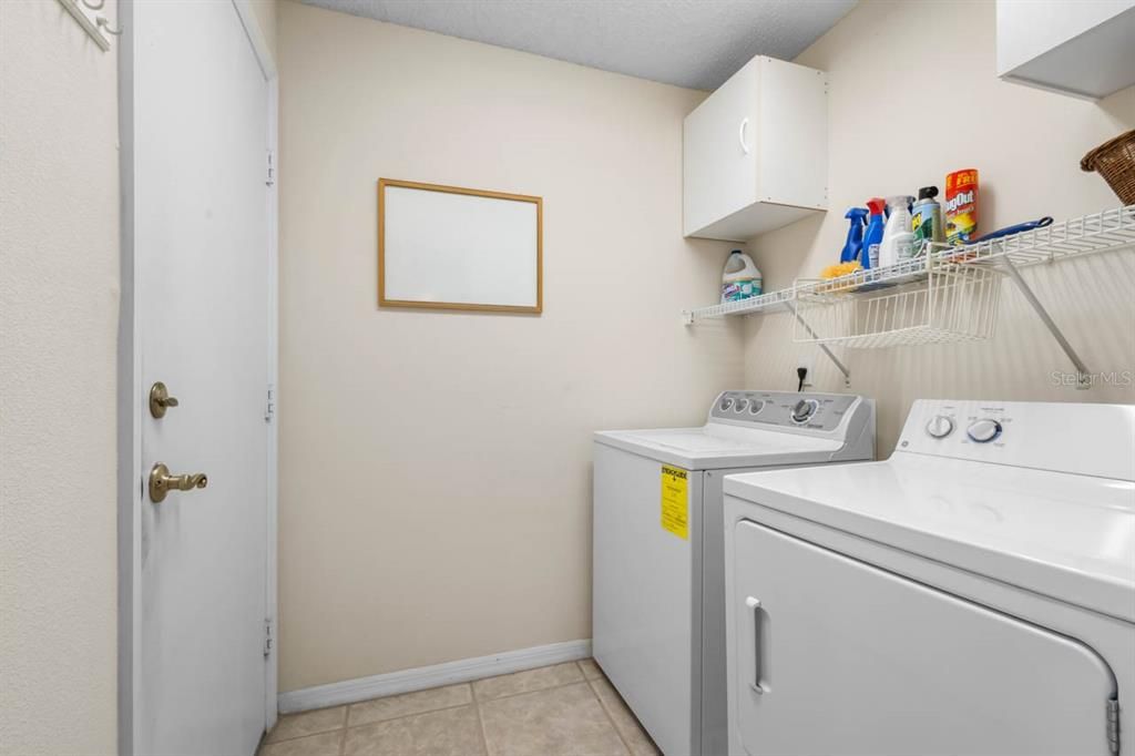 На продажу: $279,000 (2 спален, 2 ванн, 1610 Квадратных фут)