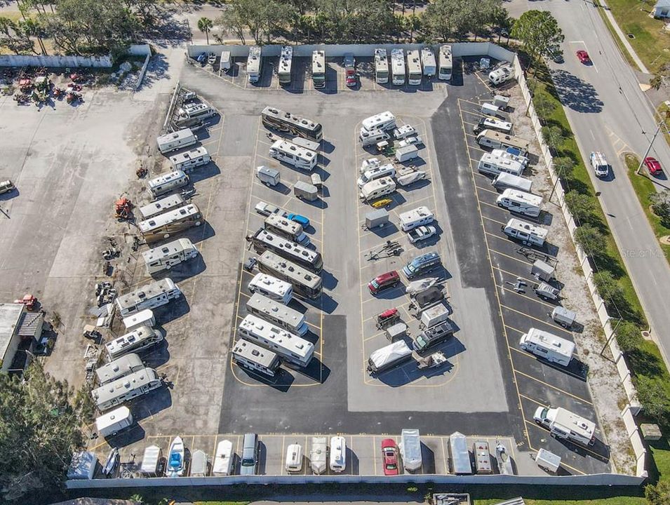 На продажу: $279,000 (2 спален, 2 ванн, 1610 Квадратных фут)