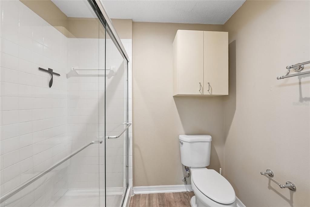 En Venta: $239,000 (2 camas, 2 baños, 1122 Pies cuadrados)
