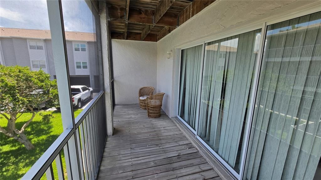 En Venta: $375,000 (3 camas, 3 baños, 2140 Pies cuadrados)