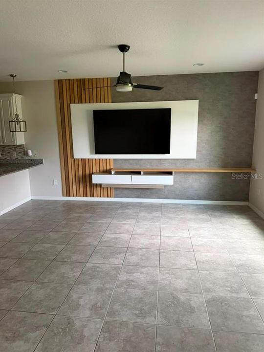 В аренду: $2,500 (3 спален, 2 ванн, 1742 Квадратных фут)
