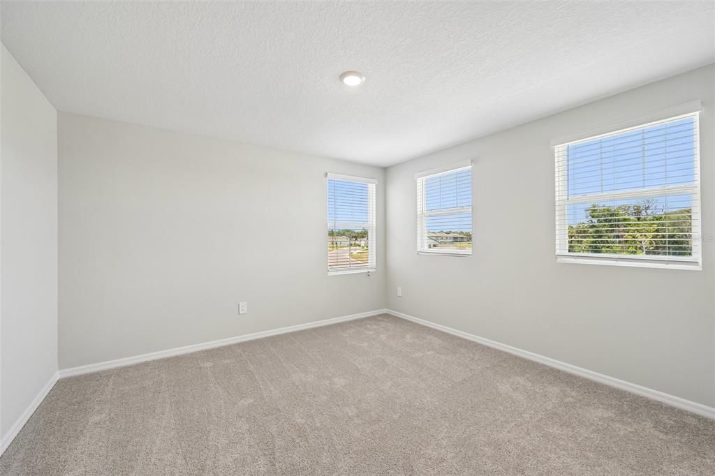 For Sale: $749,885 (5 beds, 4 baths, 3545 Square Feet)