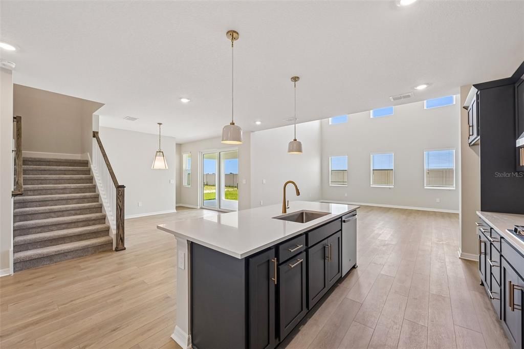 For Sale: $749,885 (5 beds, 4 baths, 3545 Square Feet)