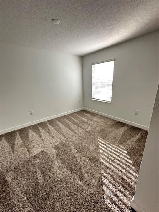En Renta: $2,400 (3 camas, 2 baños, 1755 Pies cuadrados)