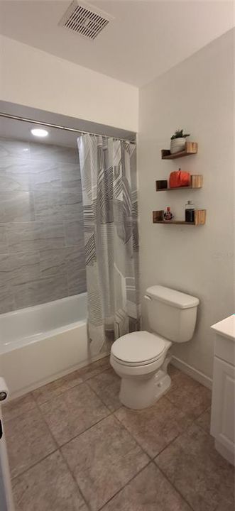 En Venta: $435,900 (3 camas, 2 baños, 1242 Pies cuadrados)