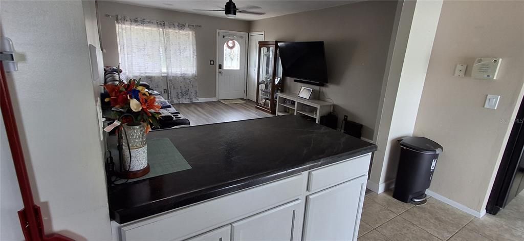 En Venta: $435,900 (3 camas, 2 baños, 1242 Pies cuadrados)