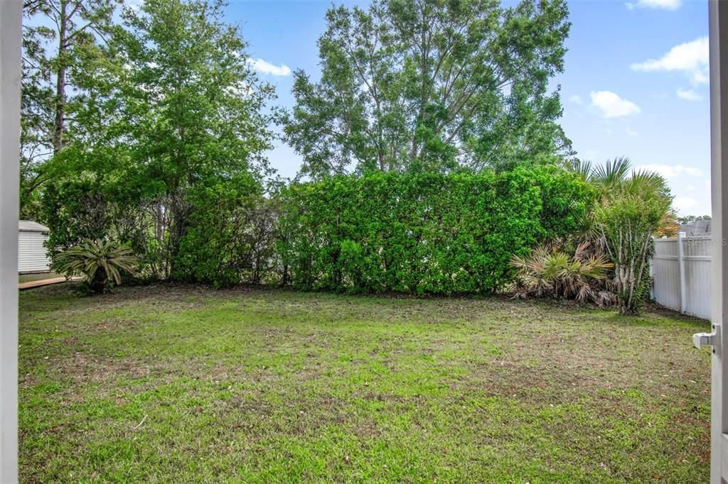 For Rent: $2,300 (3 beds, 2 baths, 2076 Square Feet)