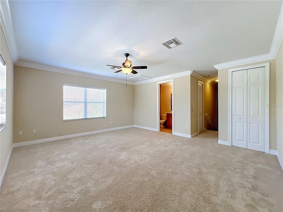For Sale: $870,000 (4 beds, 4 baths, 3078 Square Feet)
