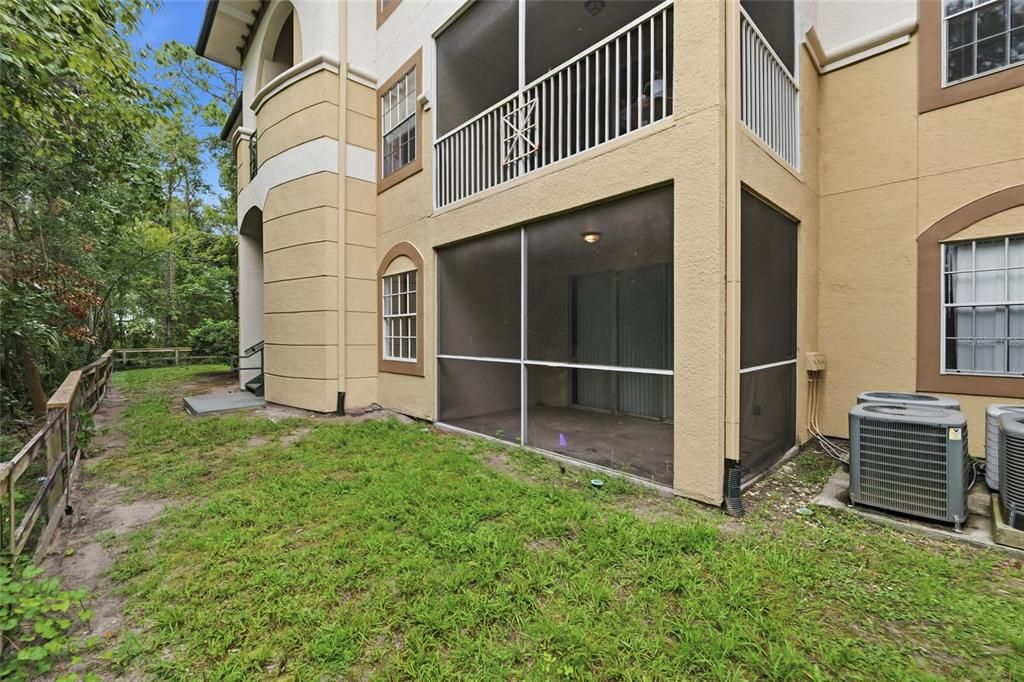 For Sale: $135,000 (1 beds, 1 baths, 780 Square Feet)