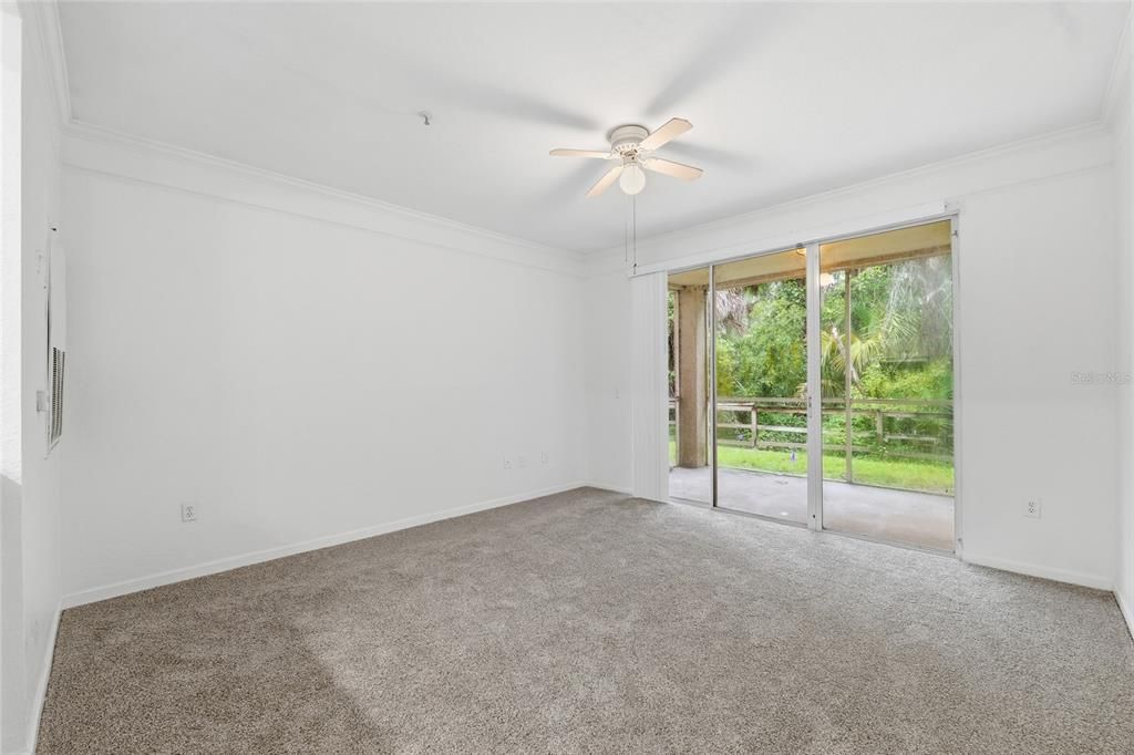 For Sale: $135,000 (1 beds, 1 baths, 780 Square Feet)