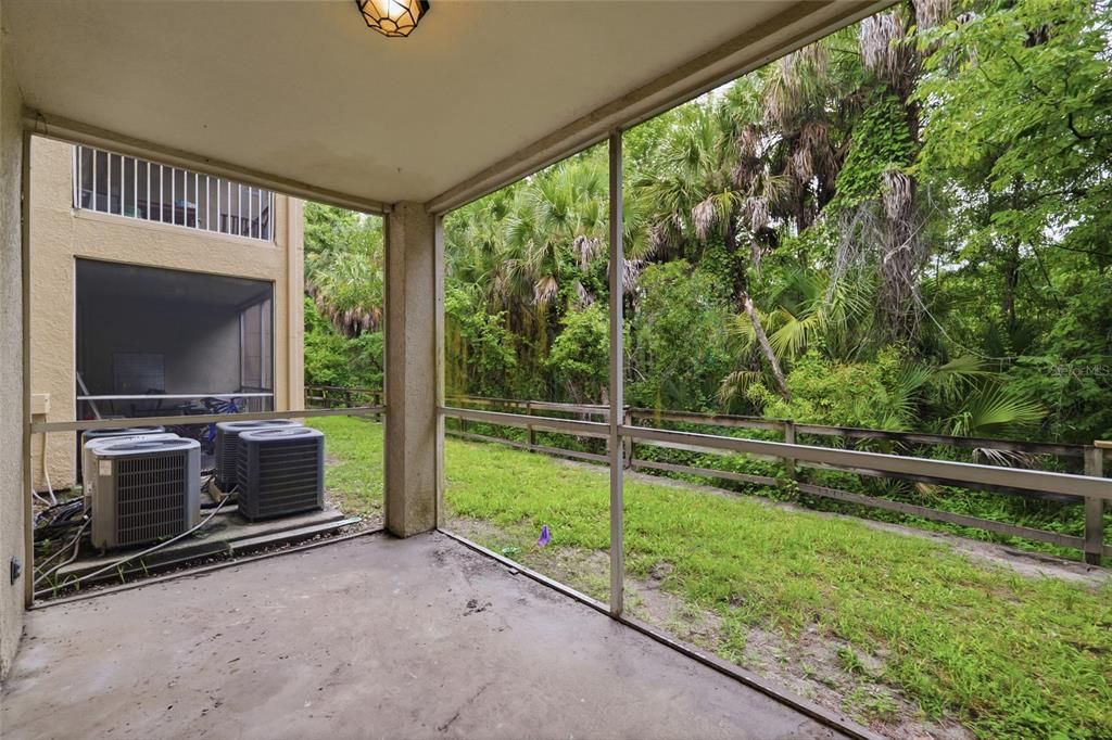 For Sale: $135,000 (1 beds, 1 baths, 780 Square Feet)