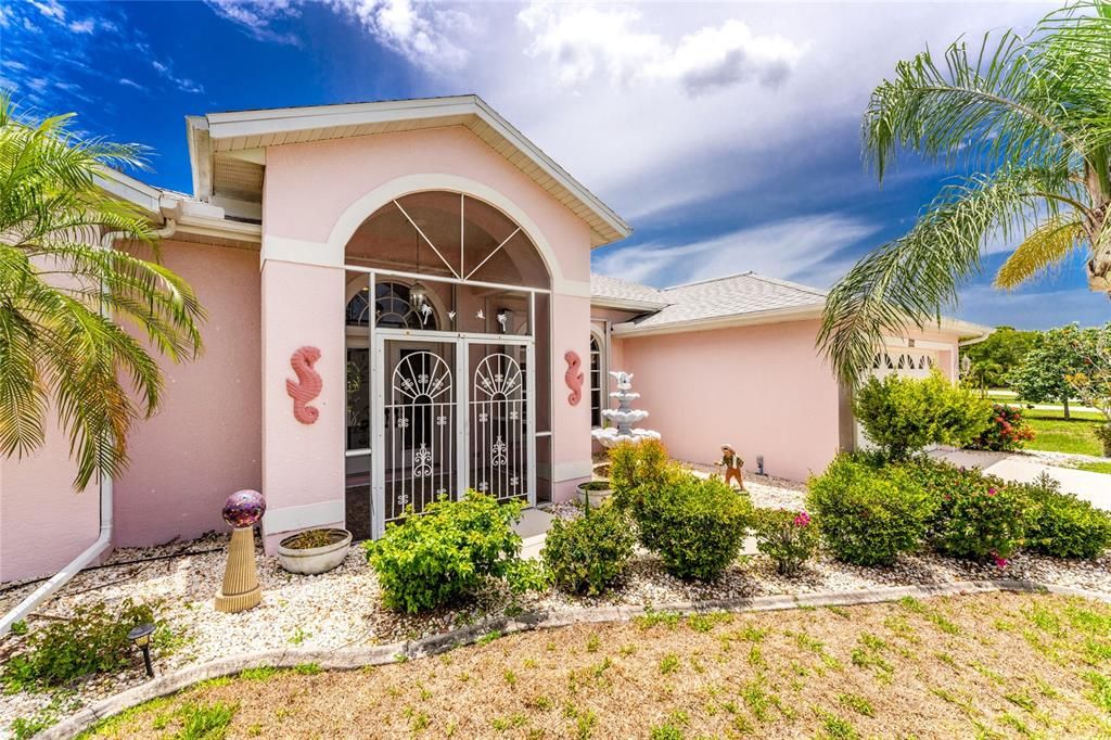 En Venta: $379,900 (3 camas, 2 baños, 1994 Pies cuadrados)