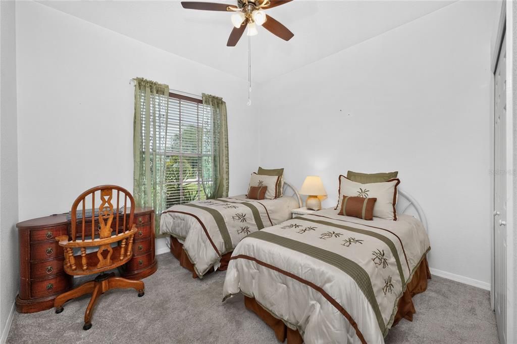 En Venta: $379,900 (3 camas, 2 baños, 1994 Pies cuadrados)
