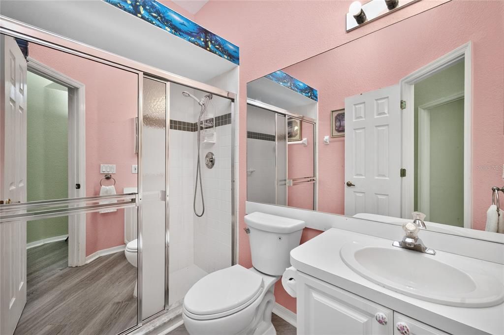 En Venta: $379,900 (3 camas, 2 baños, 1994 Pies cuadrados)