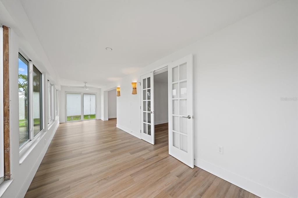En Venta: $450,000 (2 camas, 2 baños, 1361 Pies cuadrados)