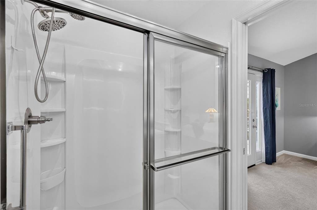 На продажу: $325,000 (2 спален, 2 ванн, 1203 Квадратных фут)