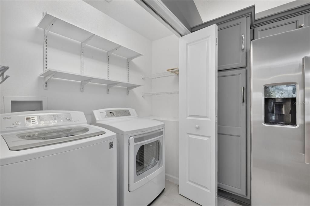 На продажу: $325,000 (2 спален, 2 ванн, 1203 Квадратных фут)
