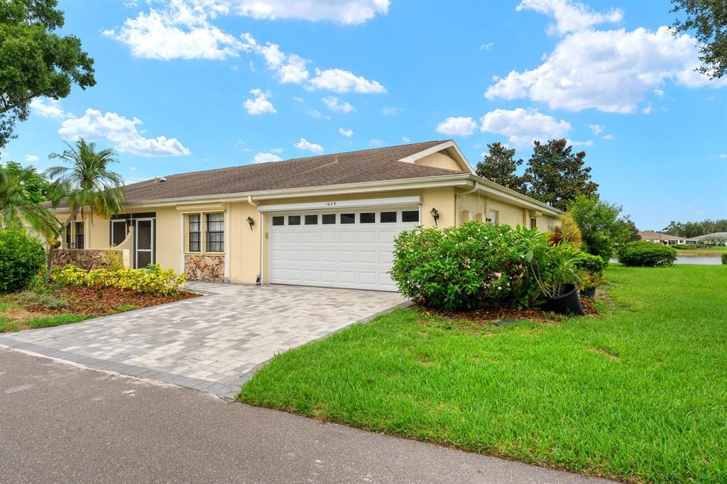For Sale: $199,000 (2 beds, 2 baths, 1579 Square Feet)