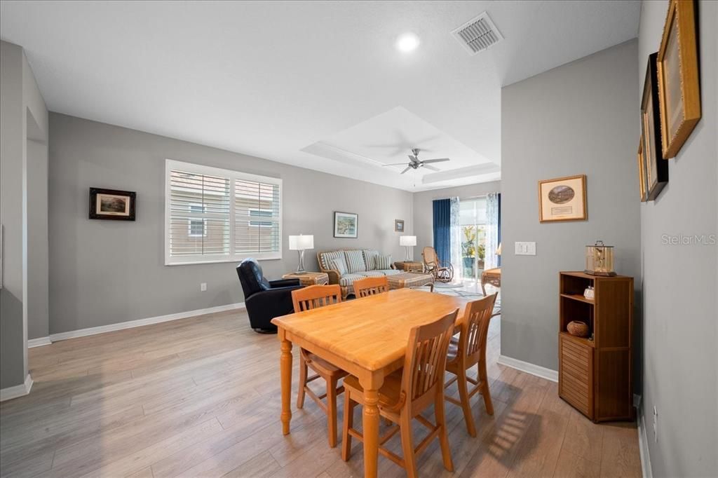 For Sale: $275,000 (2 beds, 2 baths, 1342 Square Feet)