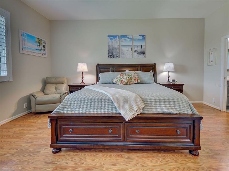En Venta: $399,900 (2 camas, 2 baños, 1626 Pies cuadrados)